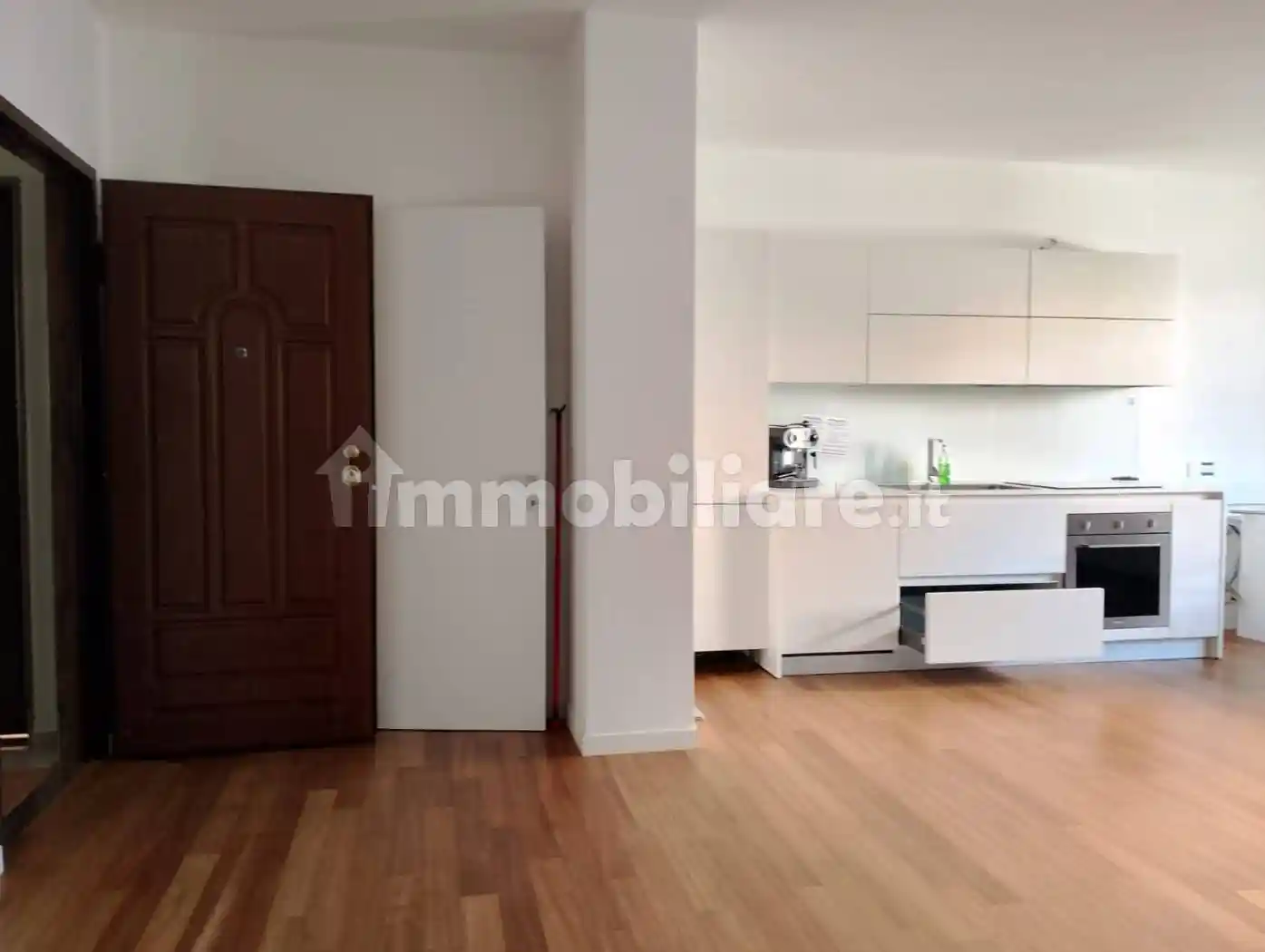 Appartamento corso Europa San c, Emanuele II, C. Colombo, Morelli e Silvati, Avellino - foto 2