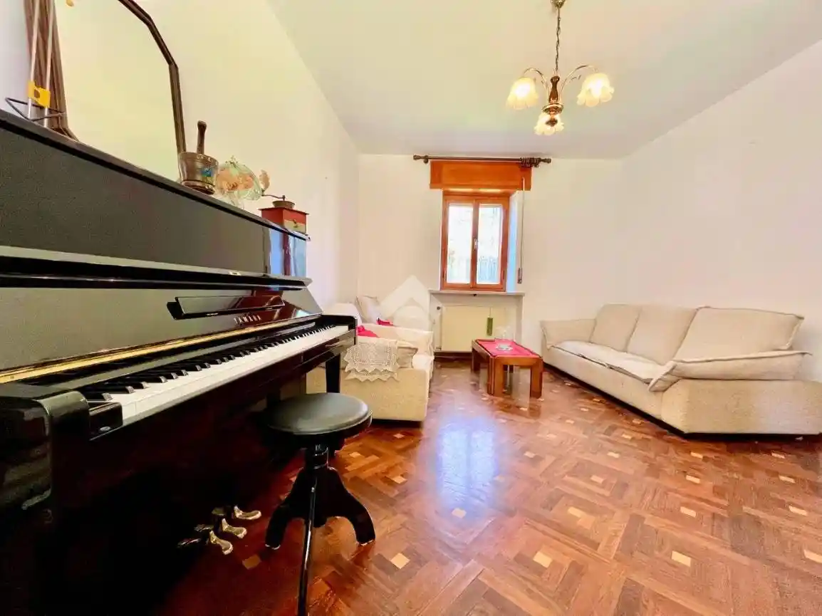 Casa indipendente in vendita a Mereto di Tomba