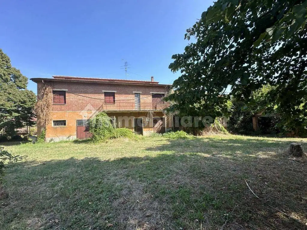 Rustico - Casale in vendita a Castiglione del Lago