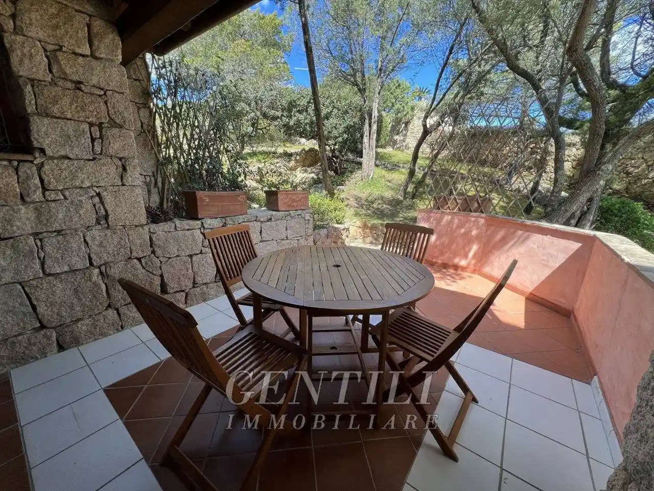 Appartamento in vendita a Arzachena