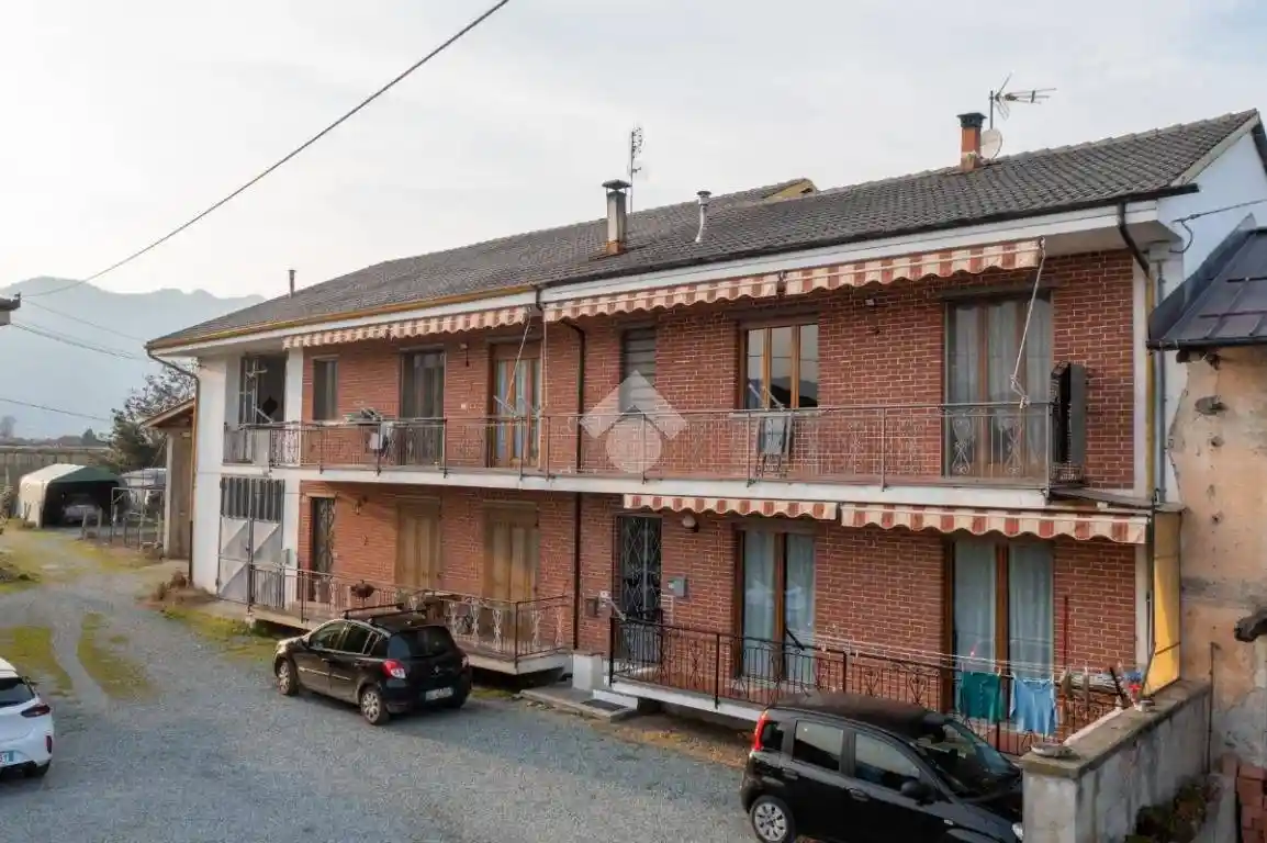 Appartamento in vendita a Revello