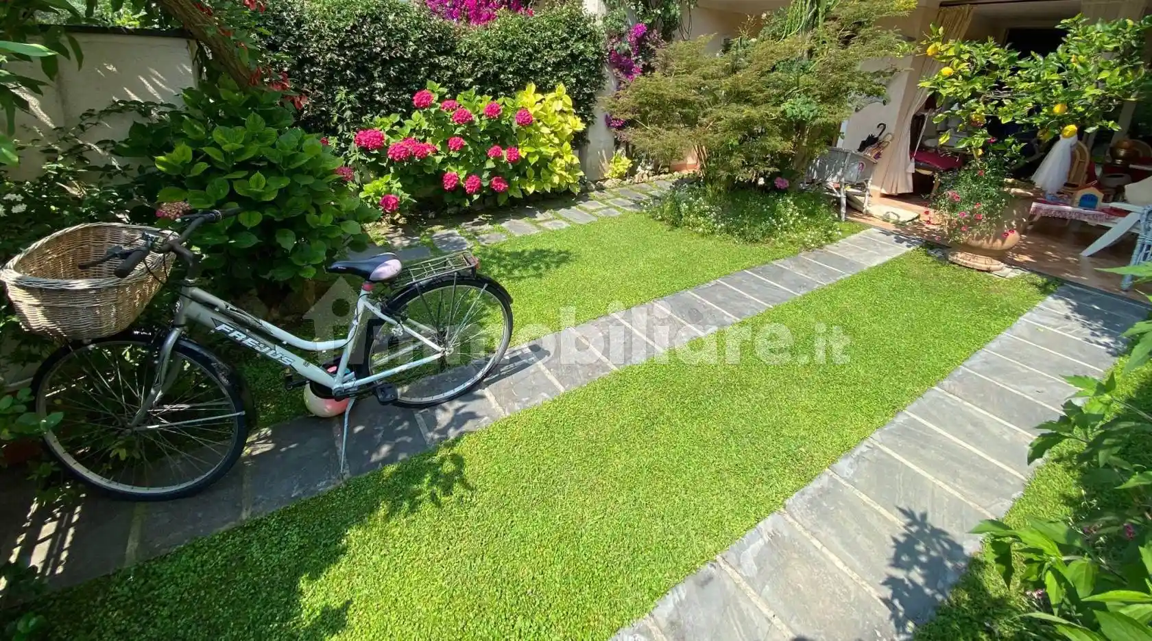 Villetta a schiera in affitto a Forte dei Marmi