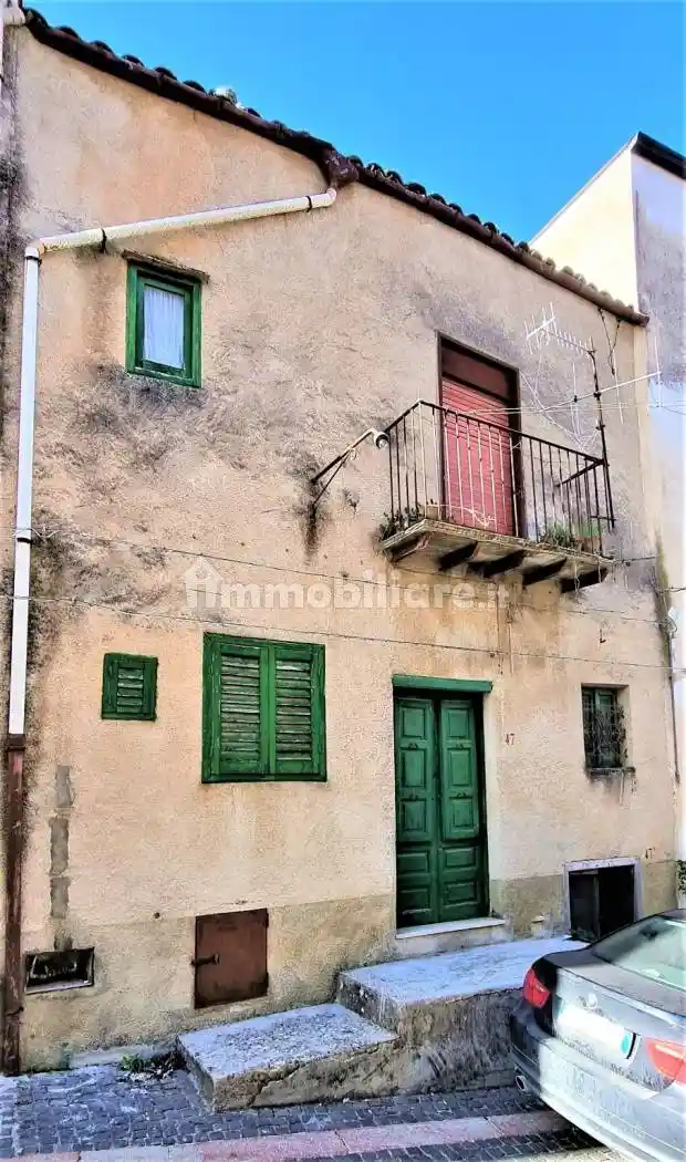Casa indipendente in vendita a Giuliana
