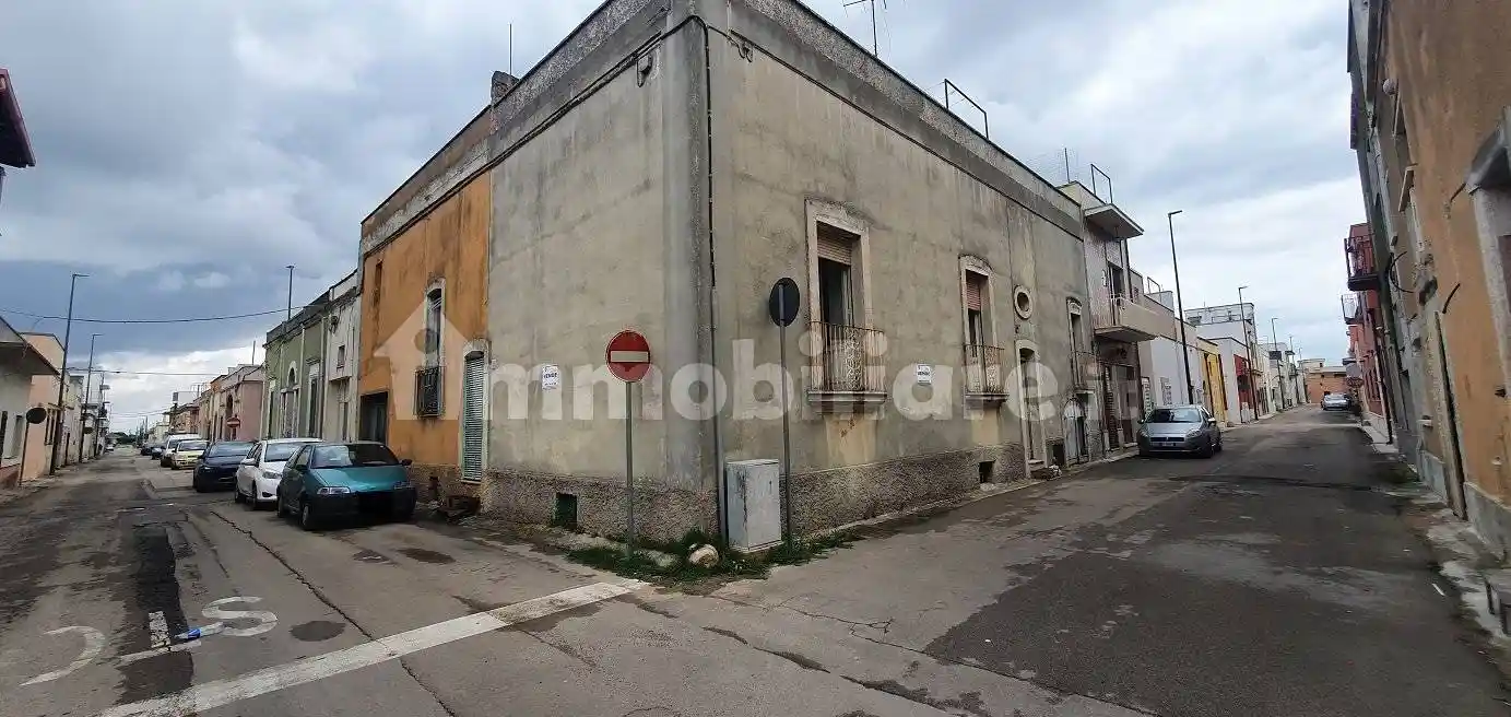 Appartamento in vendita a Collepasso