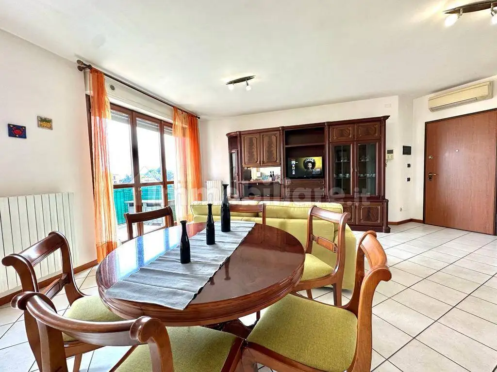 Appartamento in affitto a Seriate