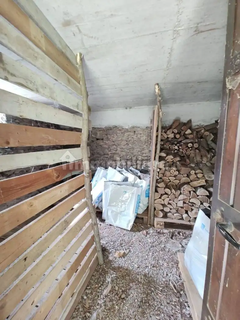 Cascina, da ristrutturare, 120 m², Berzo Demo - foto 3