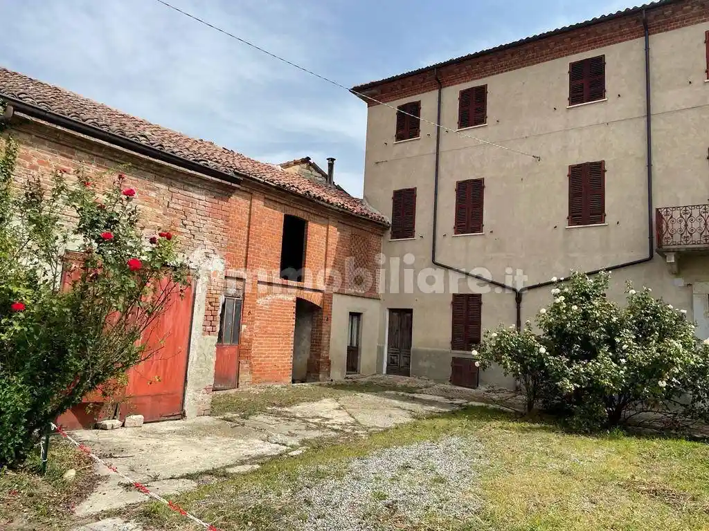 Cascina via dei Coppi 17, Cella Monte - foto 2