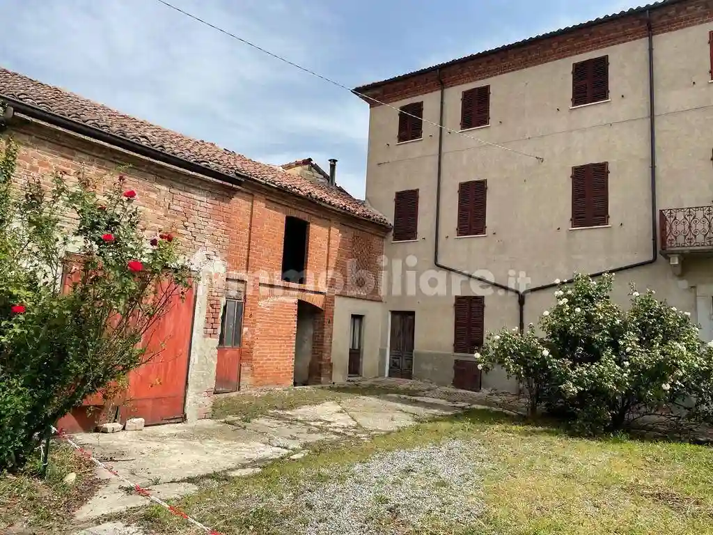 Cascina via dei Coppi 17, Cella Monte - foto 4