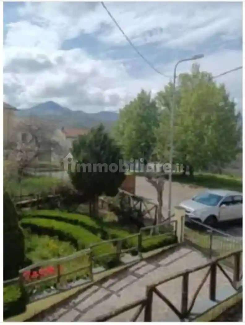 Casa indipendente in vendita a Bedonia