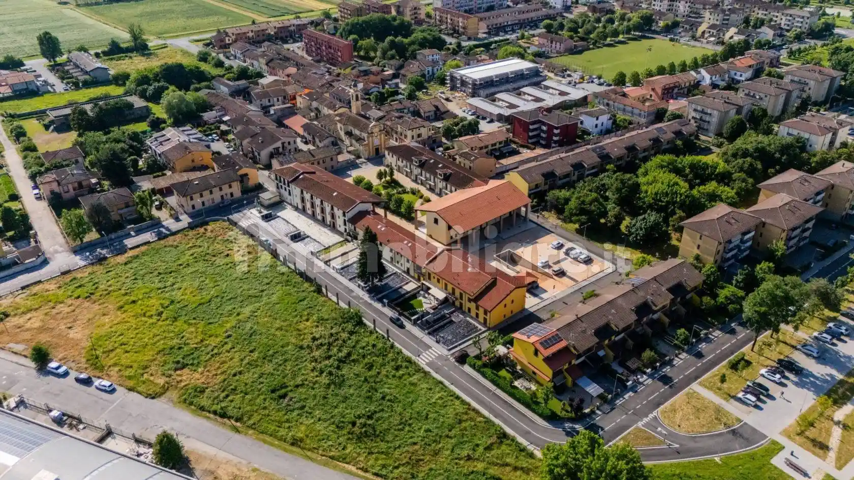 Appartamenti e Negozi - locali commerciali di nuova costruzione a Cremona - foto 4