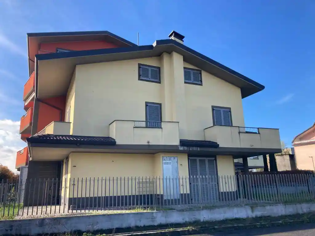 Villa in vendita a Senago