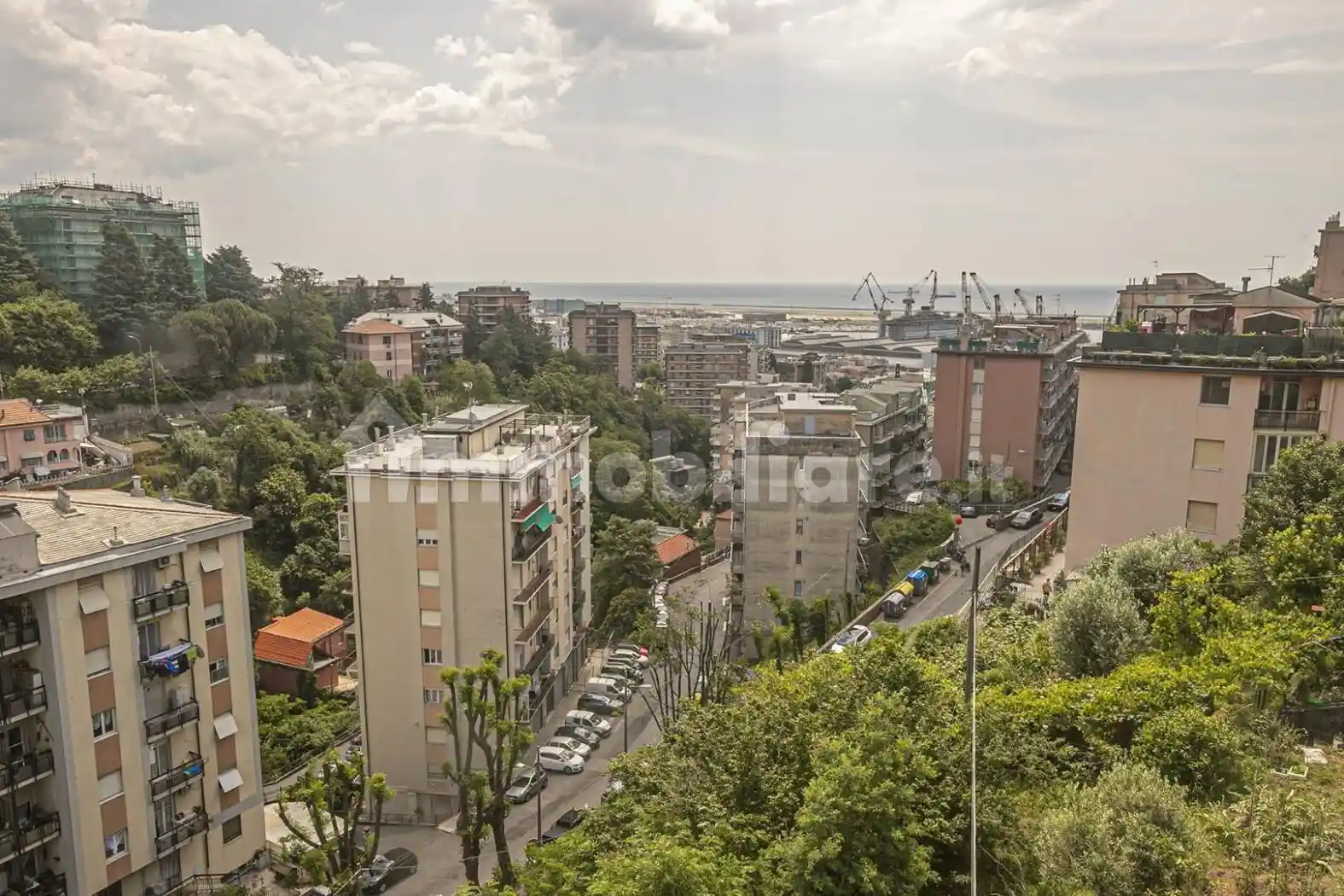Appartamento in vendita a Genova
