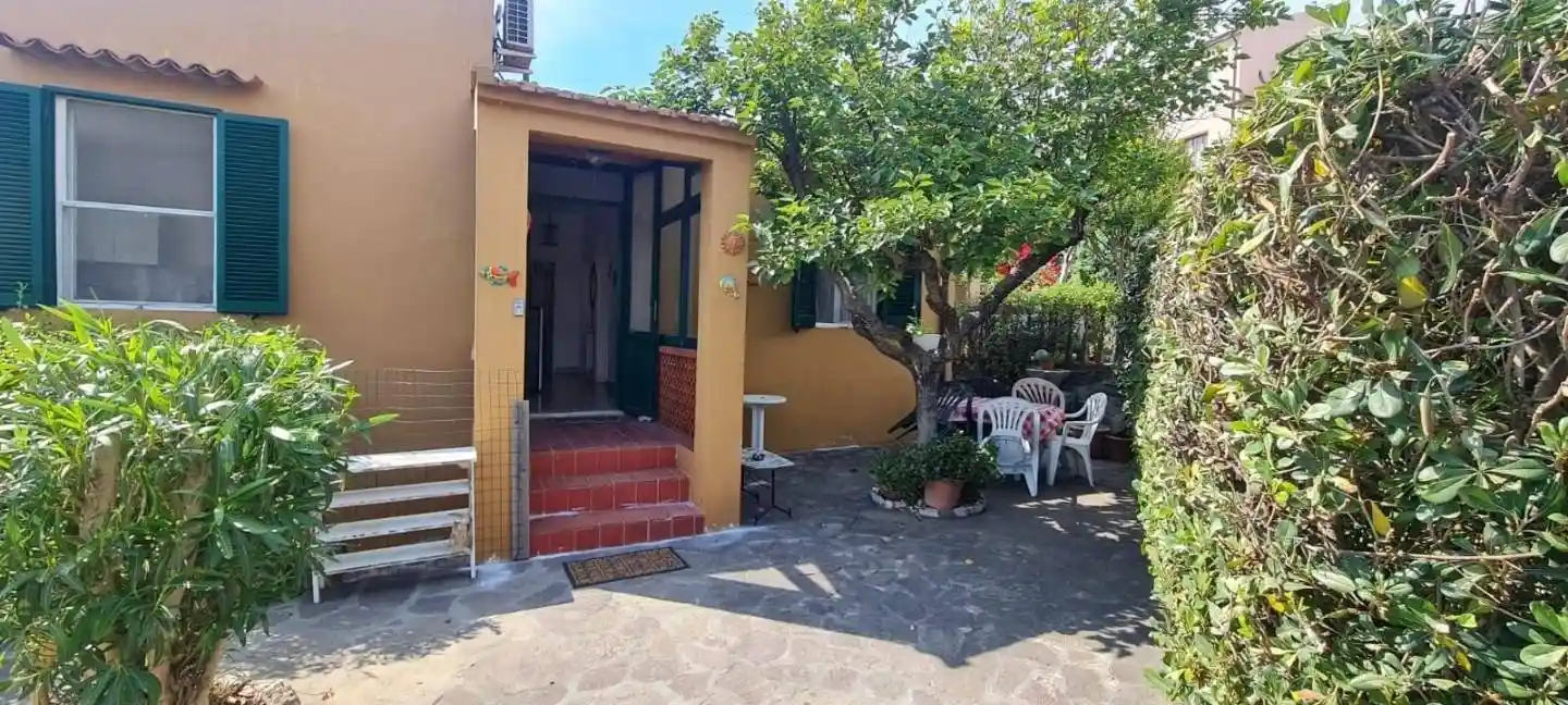 Casa indipendente in vendita a Portoferraio