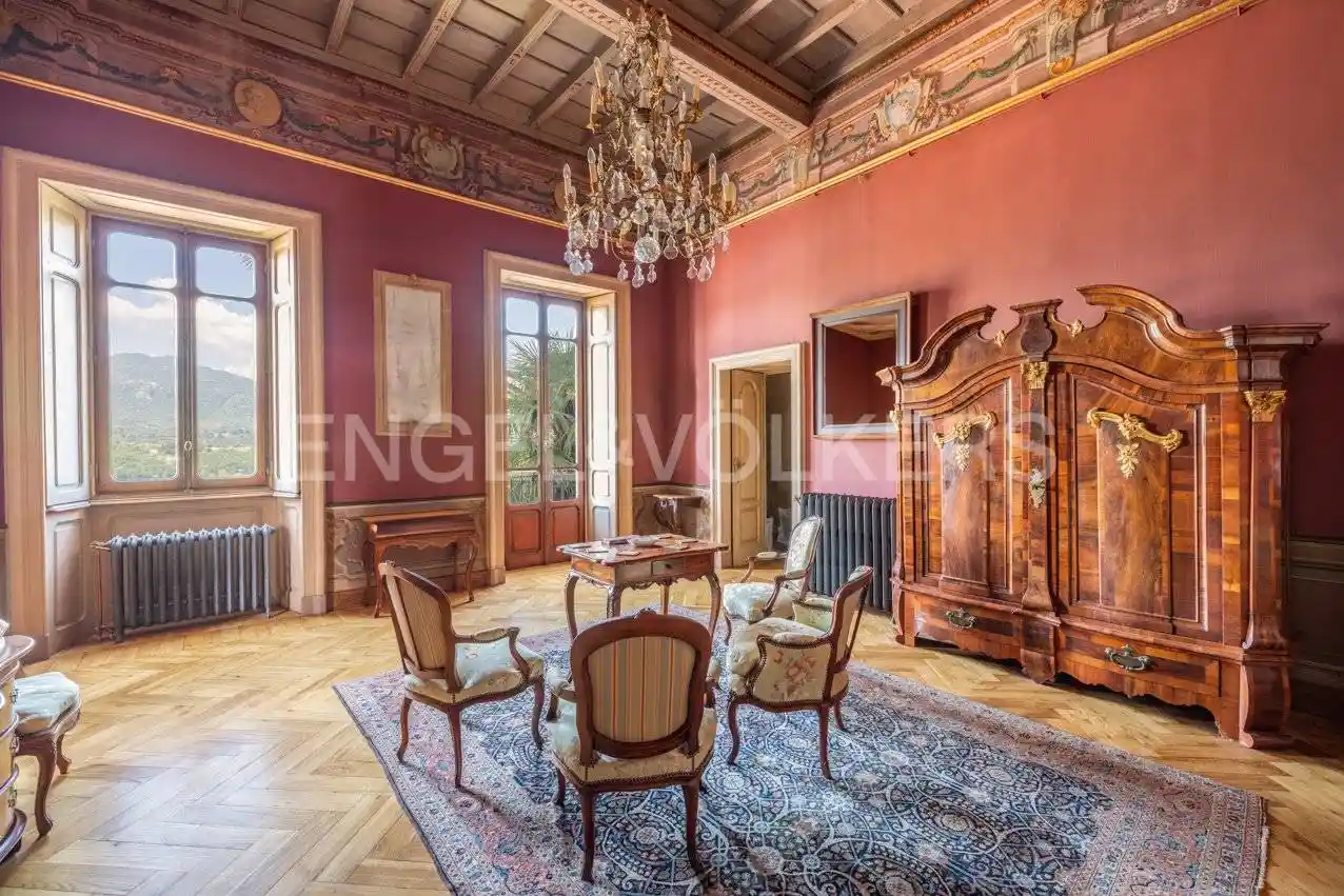 Villa in vendita a Orta San Giulio
