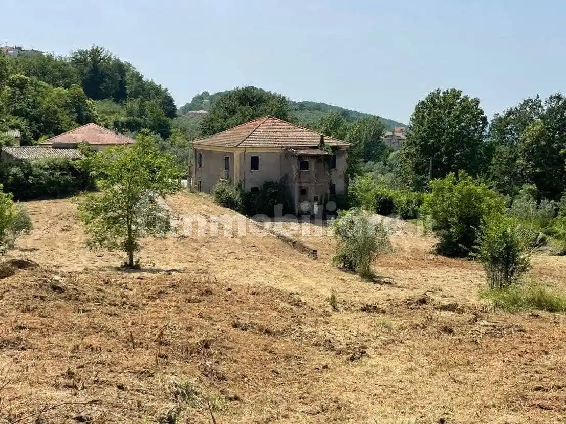 Rustico - Casale in vendita a Arpino
