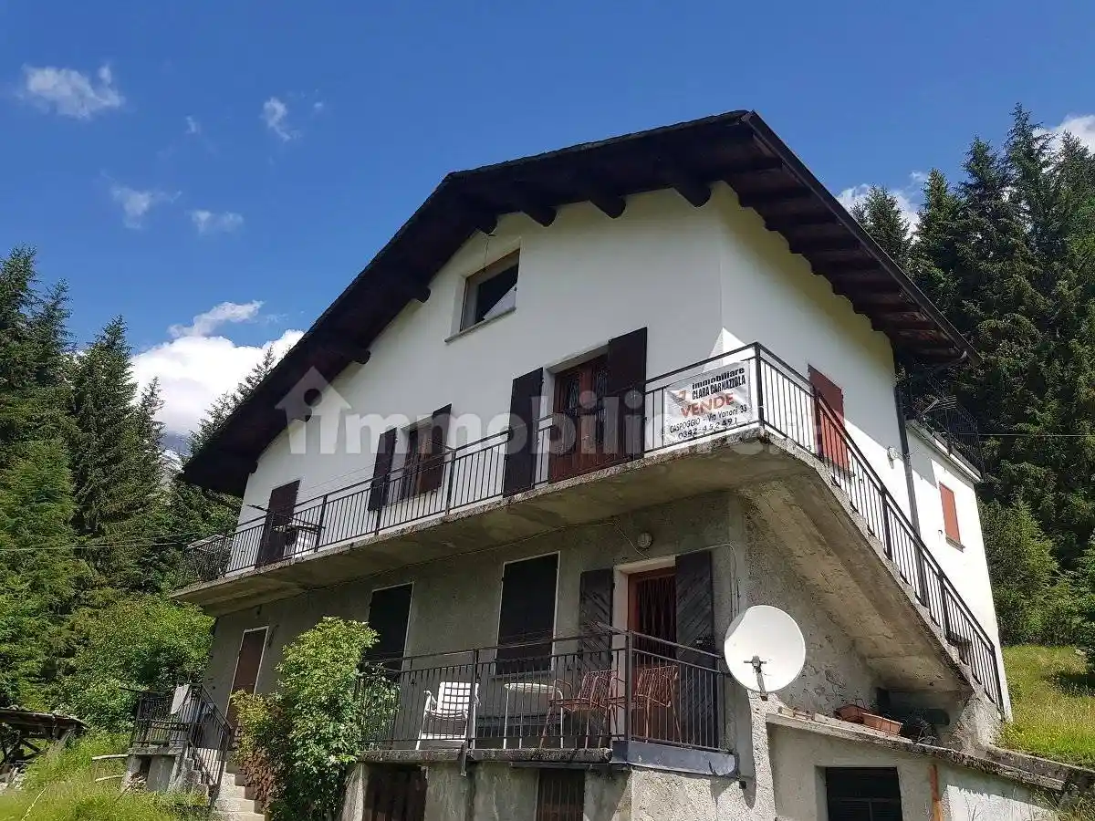 Casa indipendente in vendita a Chiesa in Valmalenco
