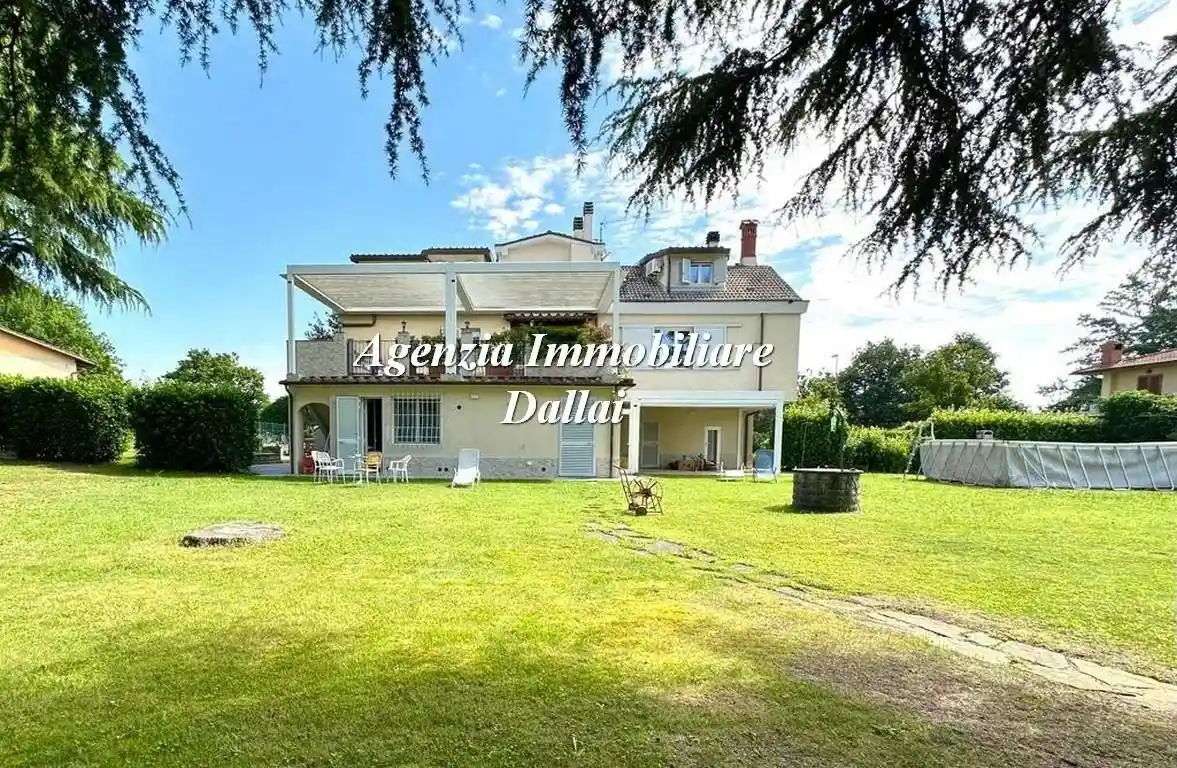Villa in vendita a Barberino di Mugello