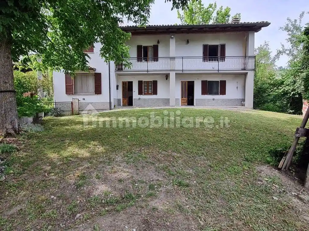 Rustico - Casale in vendita a Zavattarello