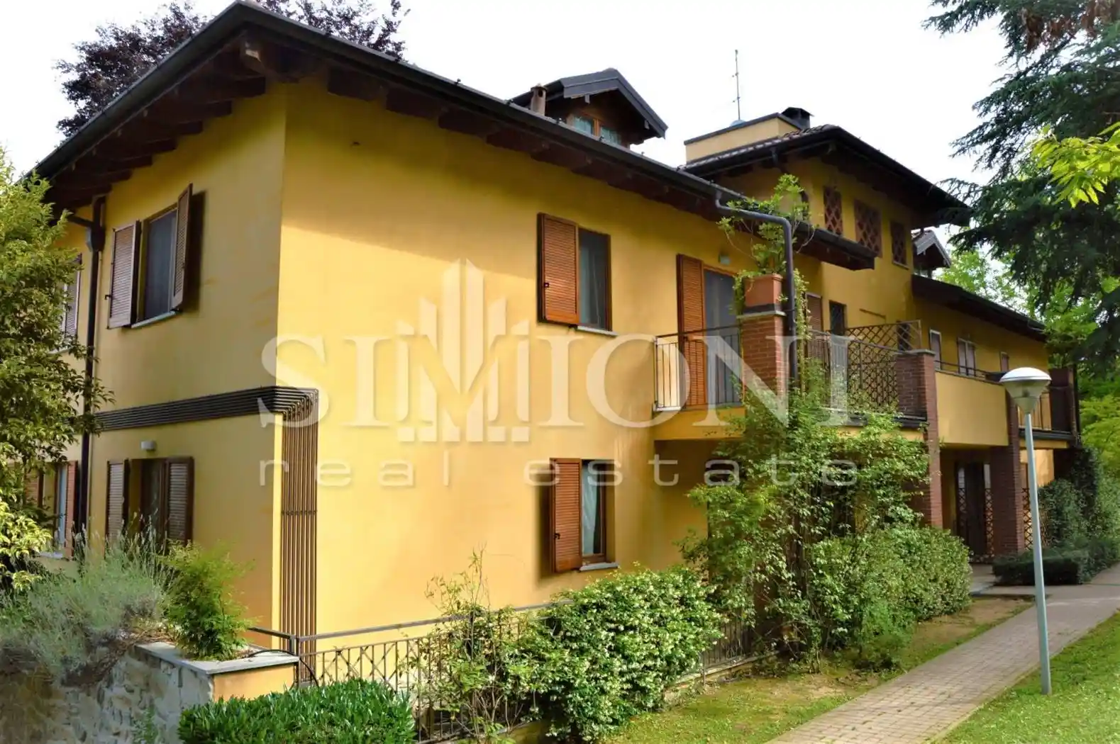 Appartamento in affitto a Varese