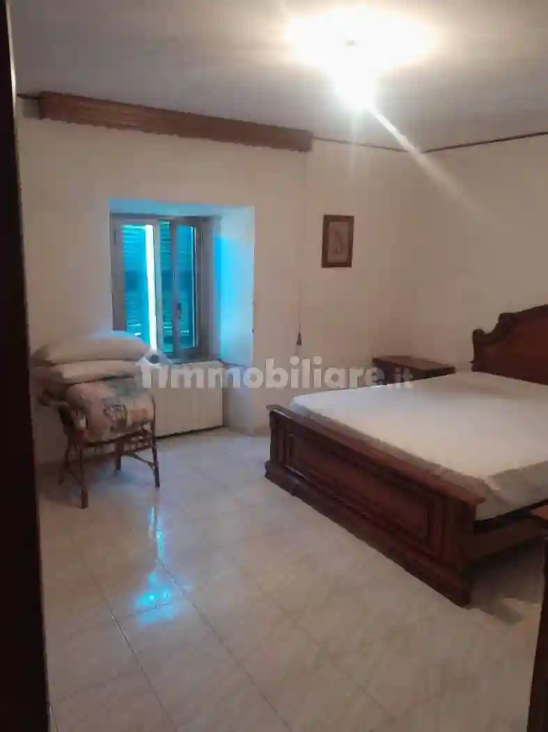 Trilocale Vico Bruciato 29, Centro, Allumiere - foto 4