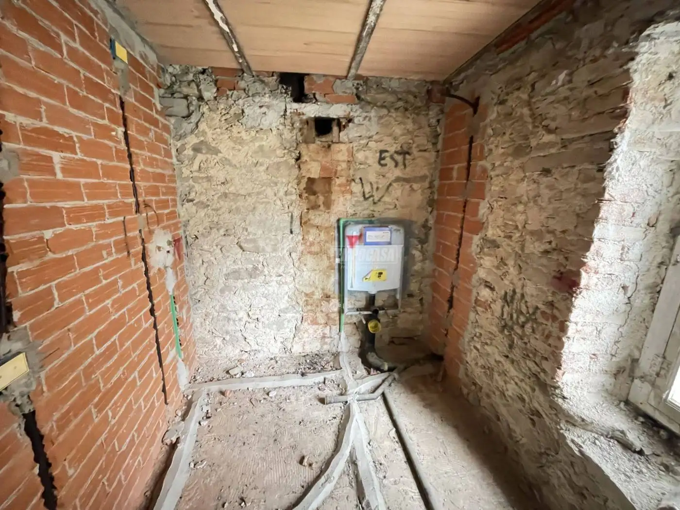 Terratetto unifamiliare via Croce Dott. G. 57, Centro, Castelnuovo Nigra - foto 2