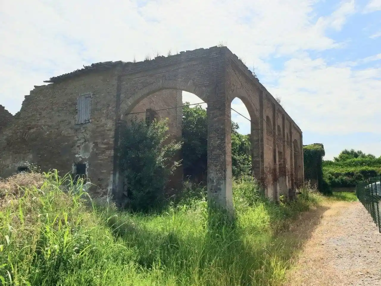 Rustico - Casale in vendita a Bomporto
