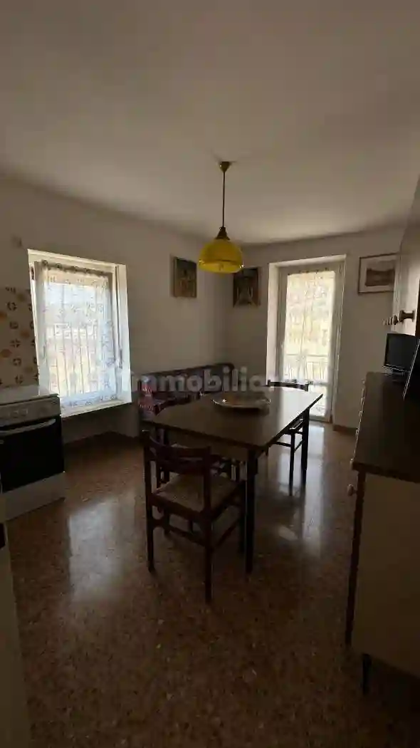 Trilocale via Lessini 32, Centro, Cerro Veronese - foto 4