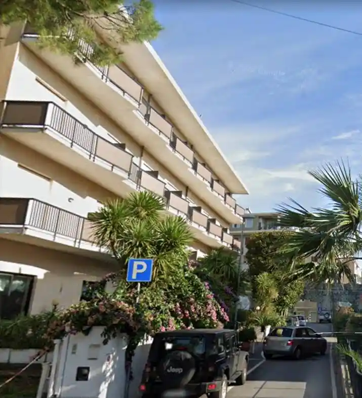 Appartamento in vendita a Varazze