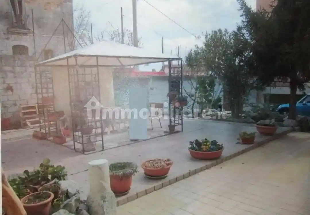 Villa in vendita a Oratino