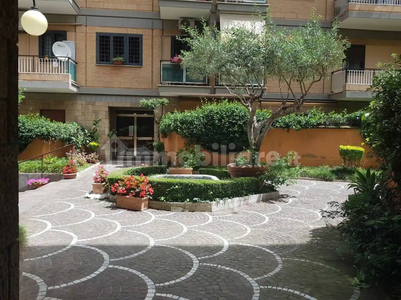 Quadrilocale via Lucio Papirio 147, Appio Claudio - Statuario, Roma - foto 3