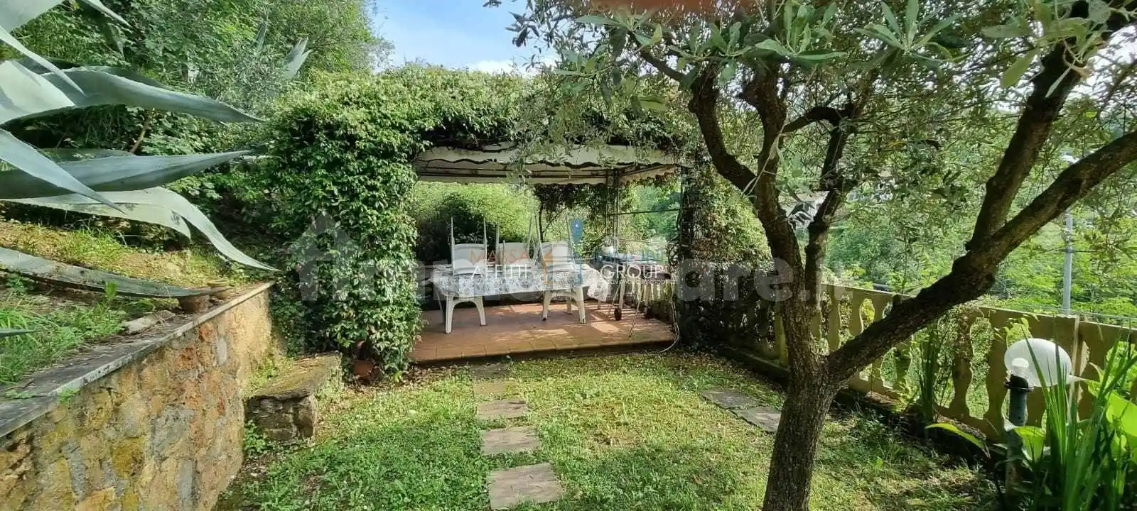 Villa in vendita a Carrara