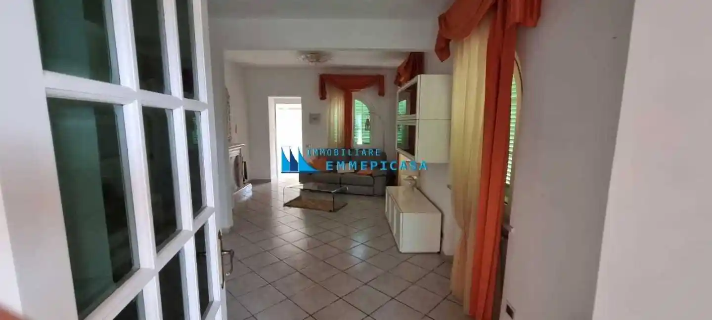 Casa indipendente in vendita a Carrara