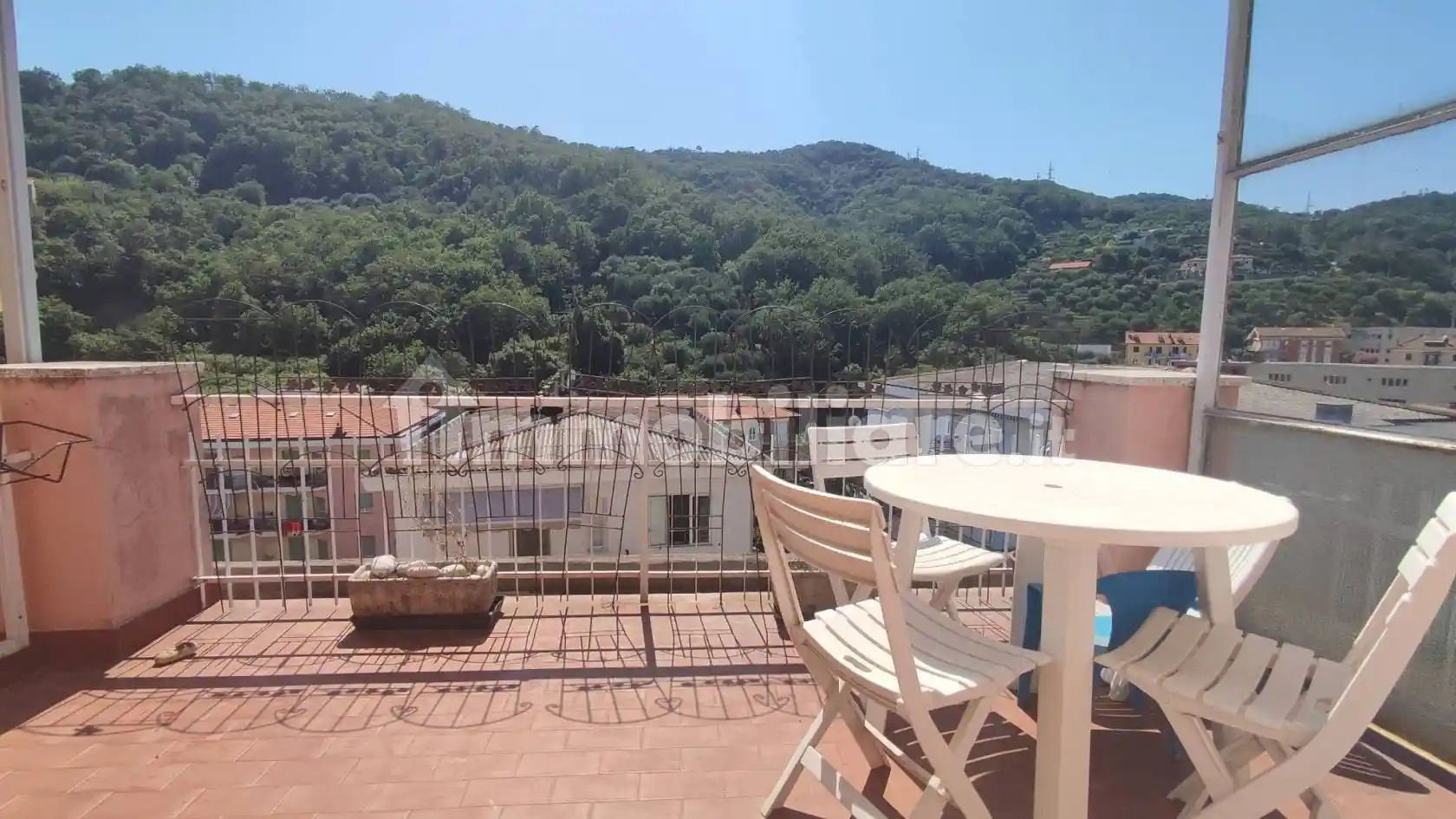 Appartamento in vendita a Celle Ligure