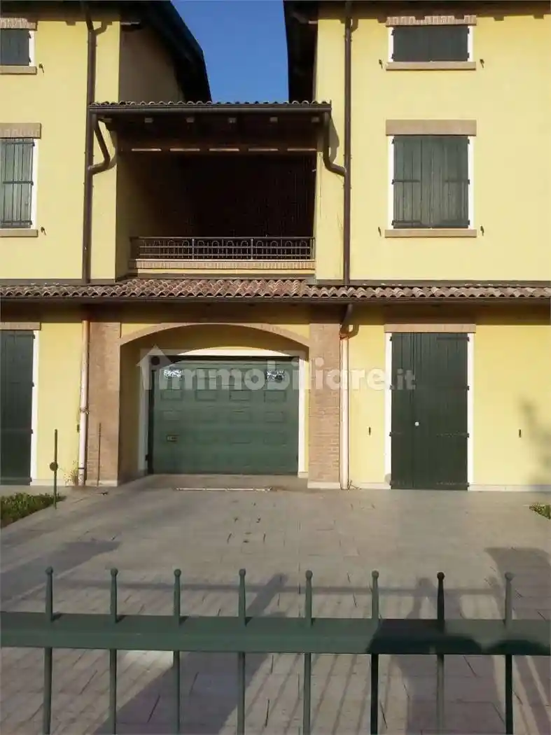 Villa in vendita a Castelfranco Emilia
