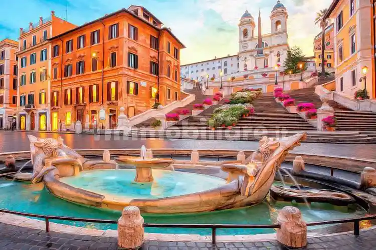 Palazzo - Edificio in vendita a Roma