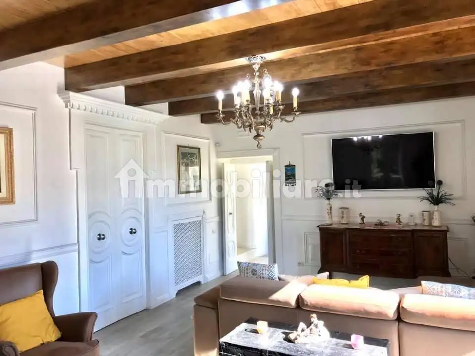 Terratetto unifamiliare via Enrico De Marinis 24, Centro, Cava de' Tirreni - foto 4