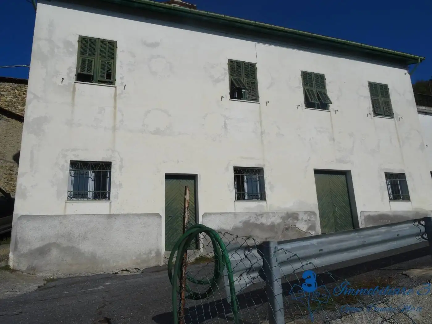 Terratetto unifamiliare 195 m², buono stato, Aquila d'Arroscia - foto 2