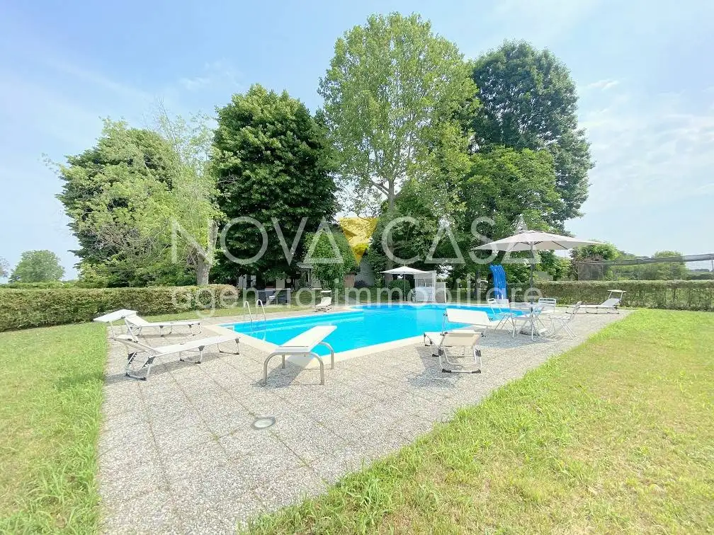 Villa in vendita a Milan