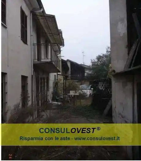 Casa indipendente in vendita a Dorno