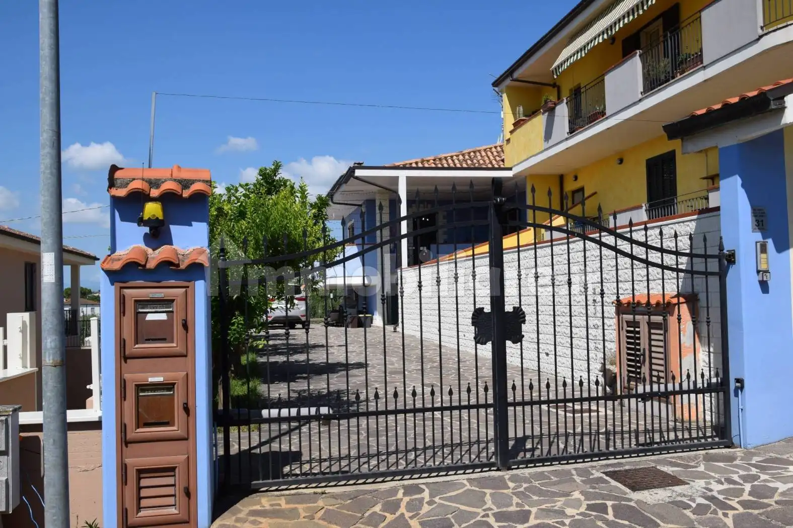 Casa indipendente in vendita a Morro d'Oro