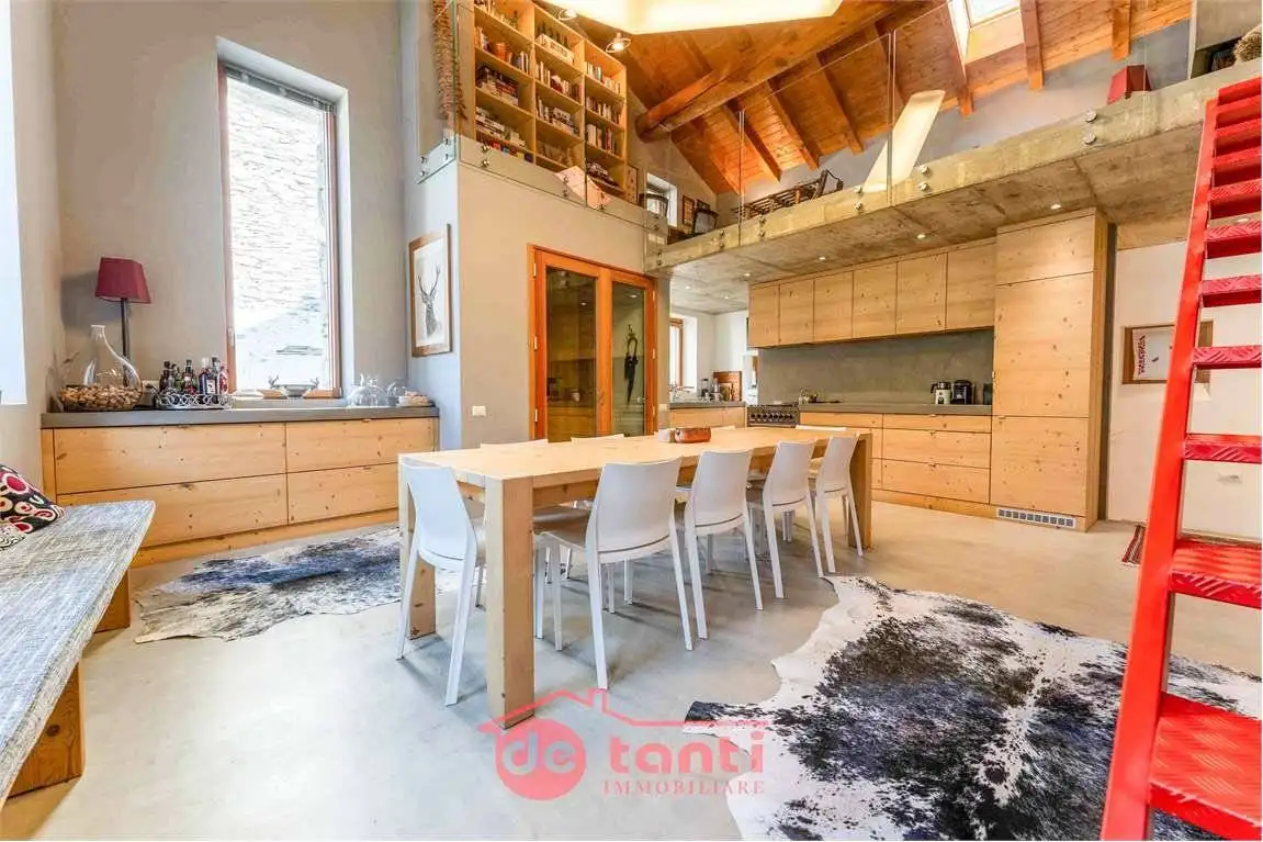 Casa indipendente in vendita a Piuro