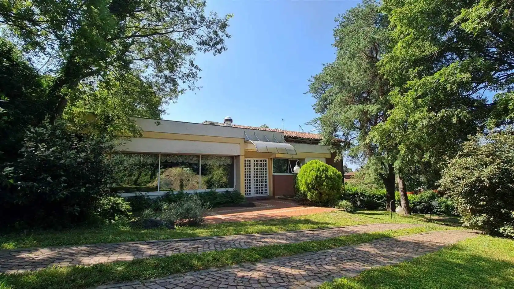 Villa in vendita a Ivrea