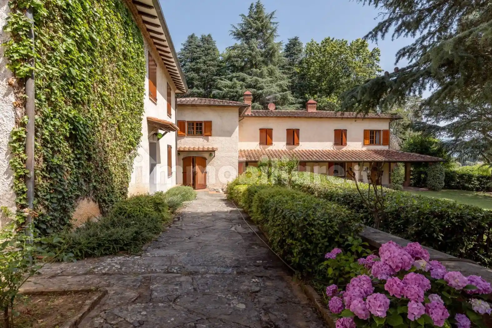 Villa in vendita a Lucca