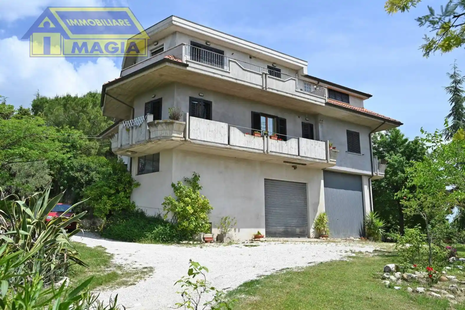 Casa indipendente in vendita a Castorano