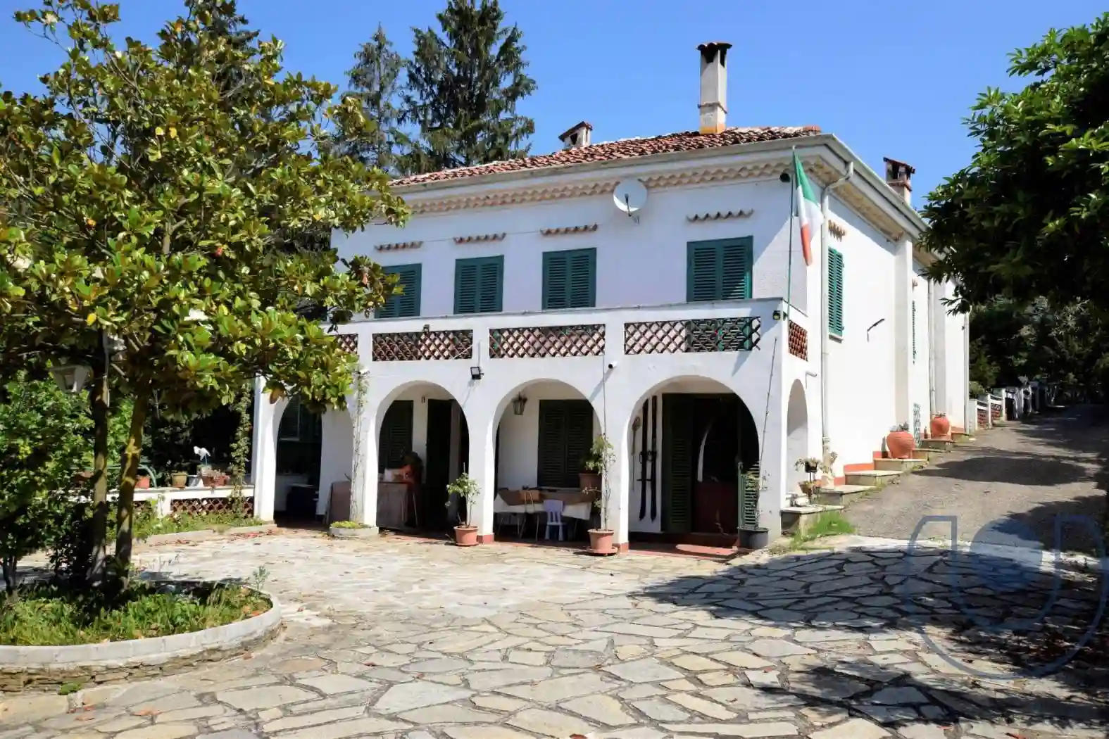 Villa - foto 2