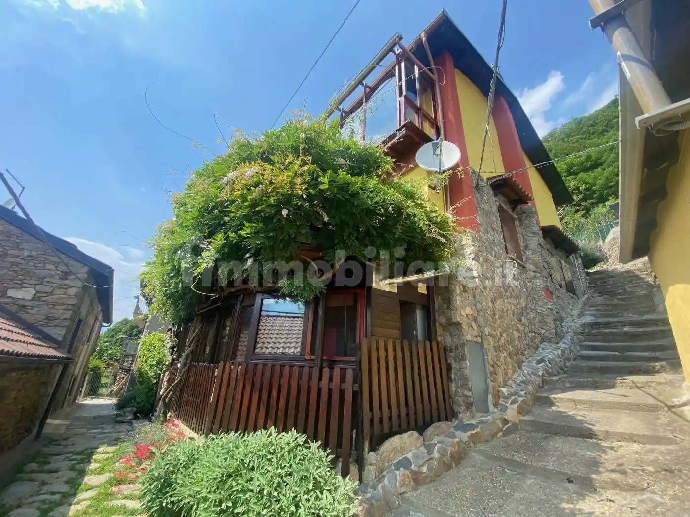 Casa indipendente in vendita a Pinasca