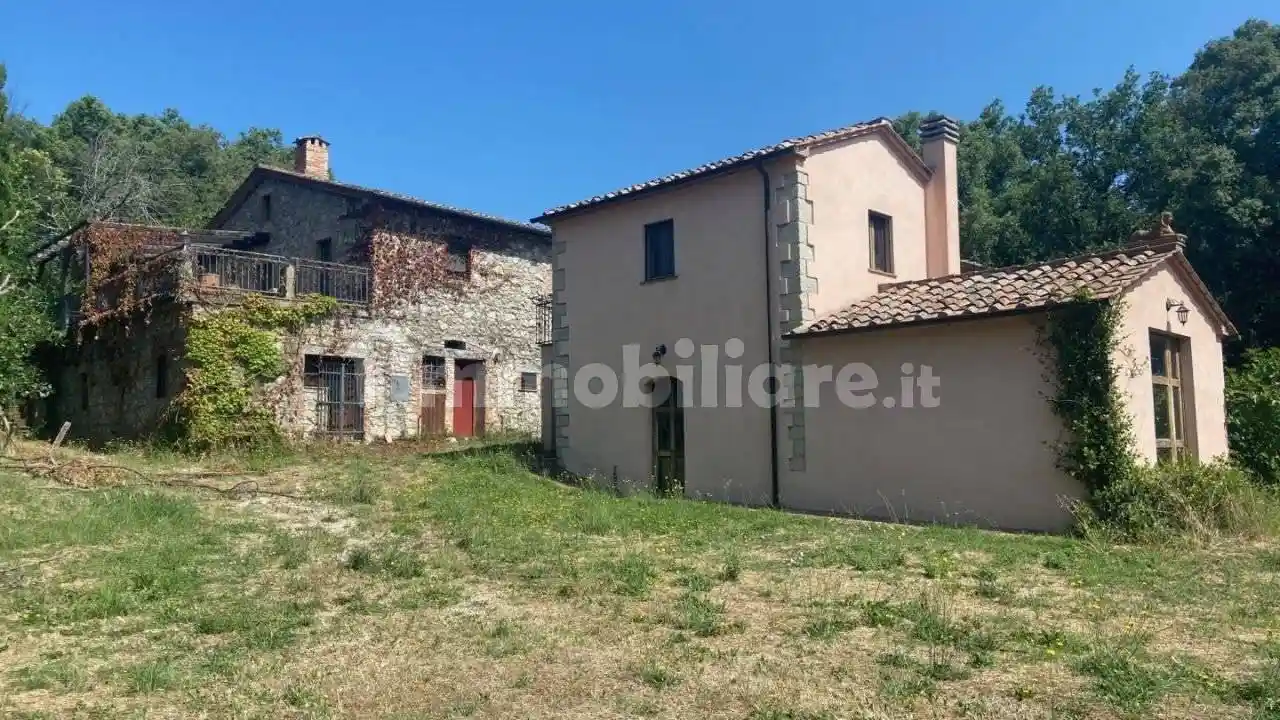 Rustico - Casale in vendita a Roccastrada