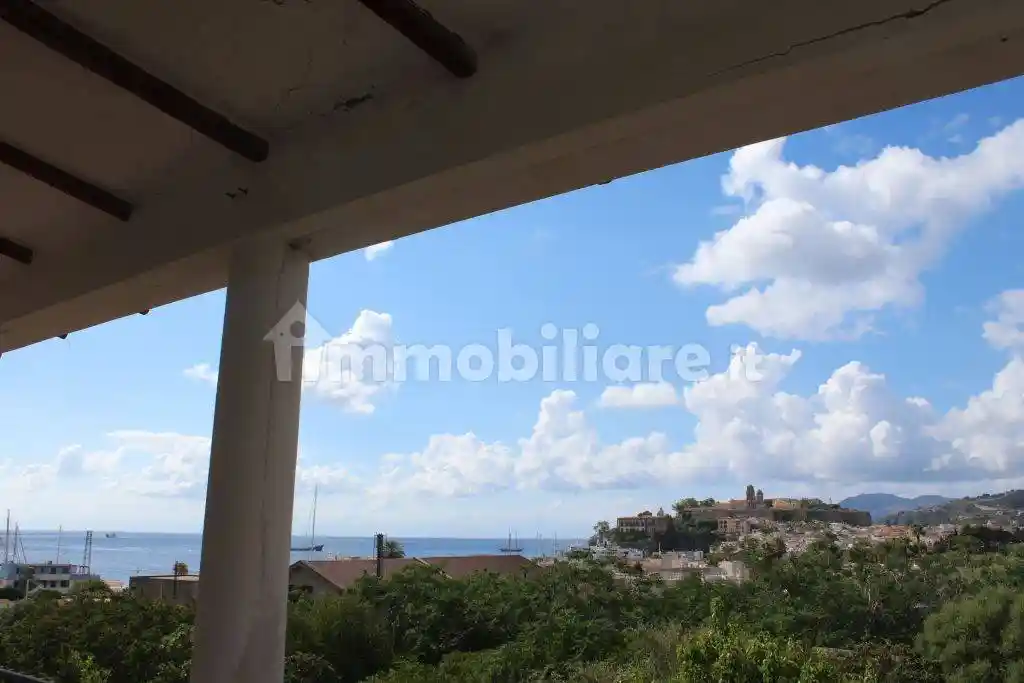 Villa in vendita a Lipari