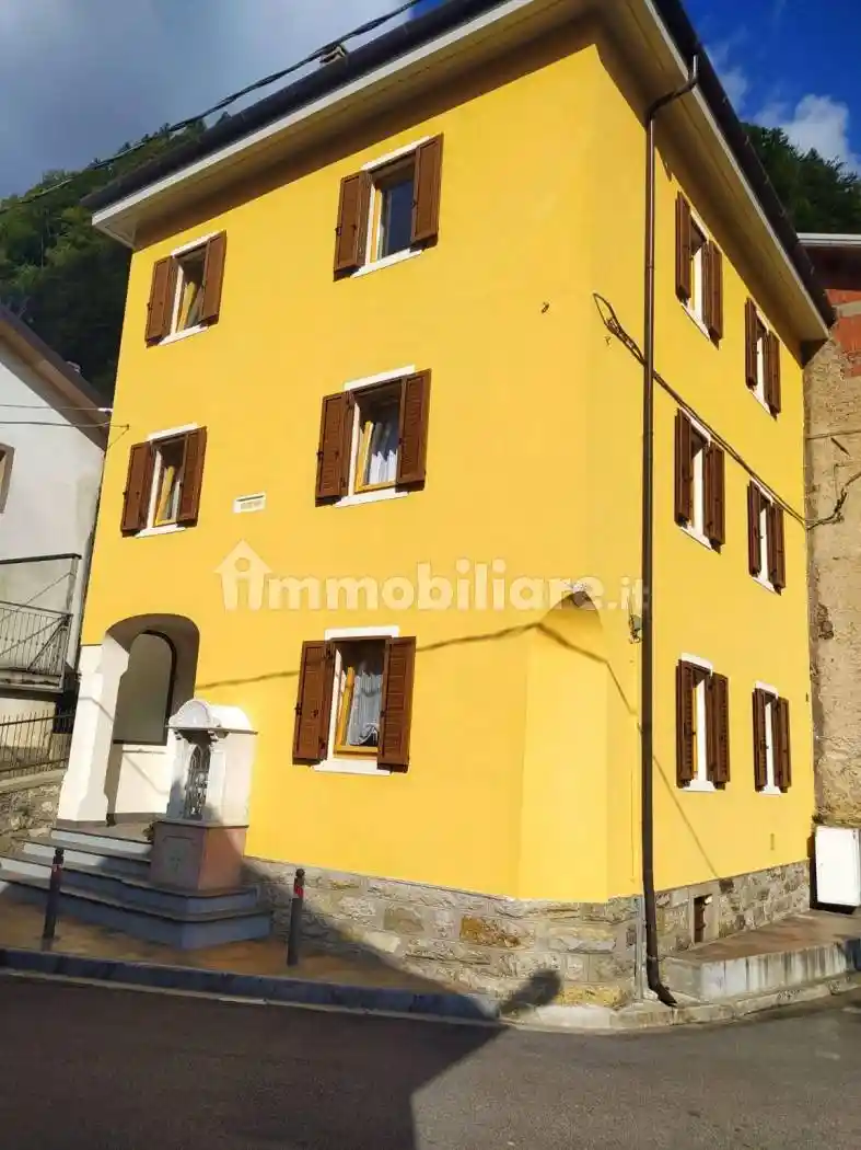 Villa in vendita a Paularo