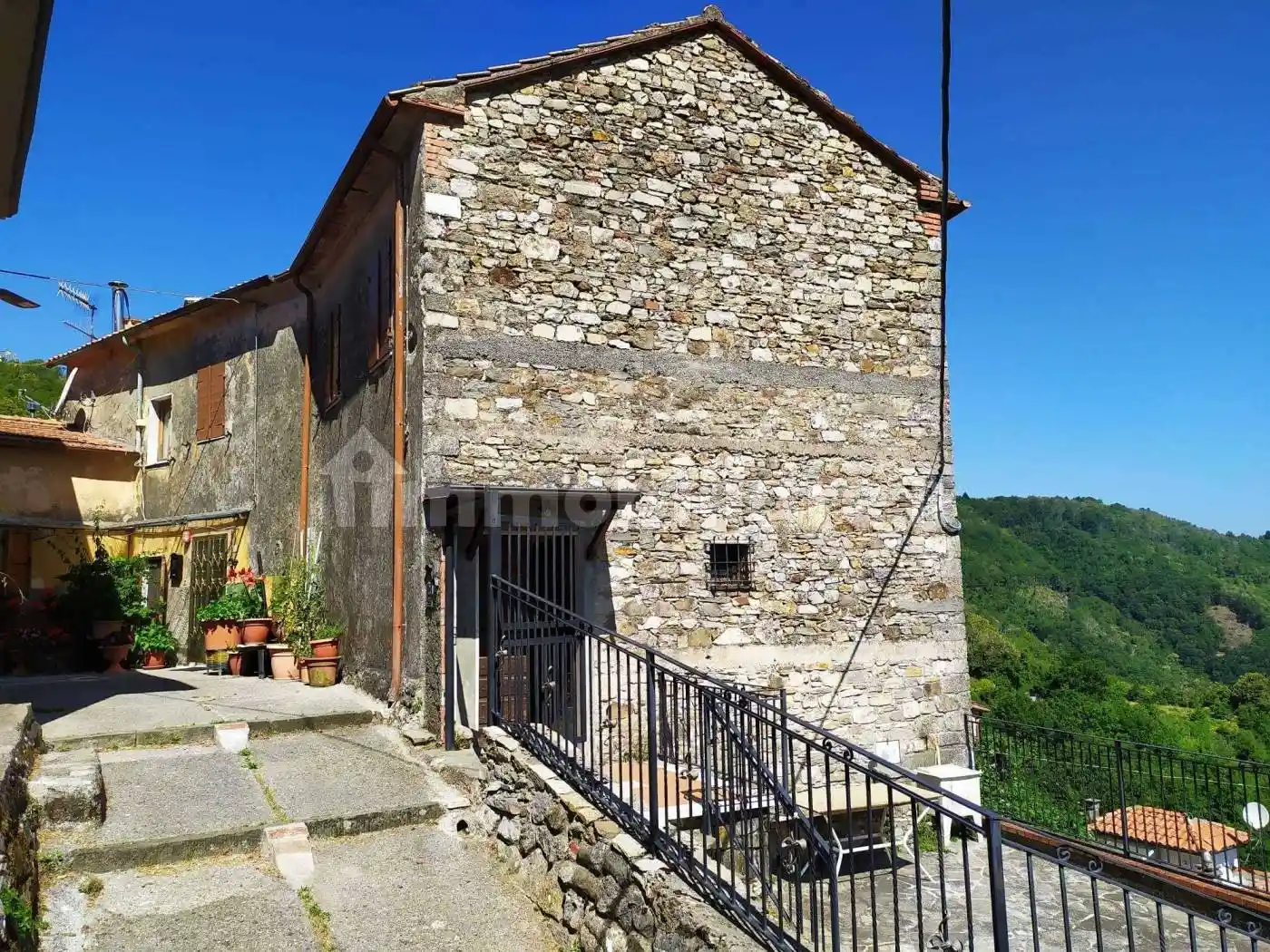 Villetta a schiera in vendita a Fosdinovo